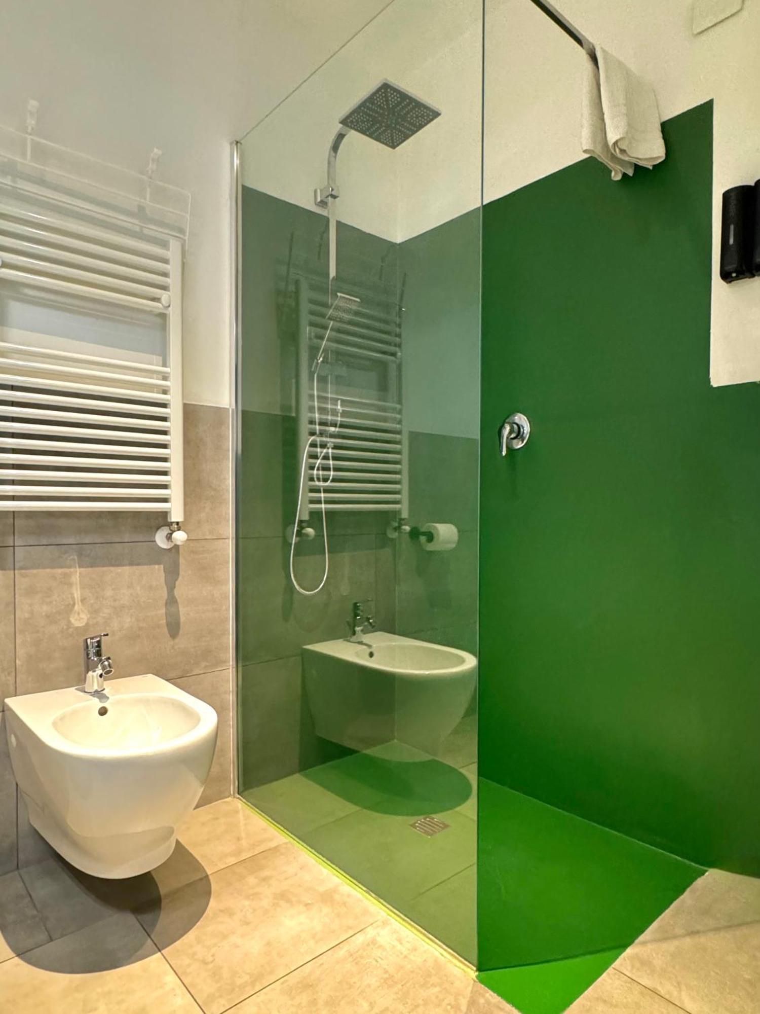 Gasthof Citroom - *